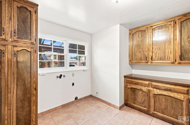 4100 Sill Place, Bakersfield, CA 93306