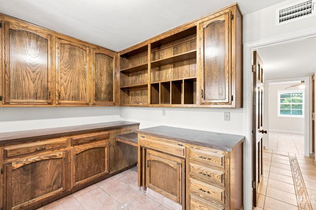 4100 Sill Place, Bakersfield, CA 93306