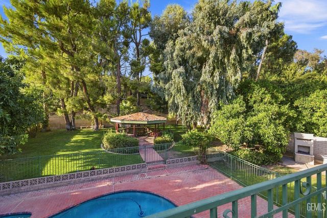 4100 Sill Place, Bakersfield, CA 93306