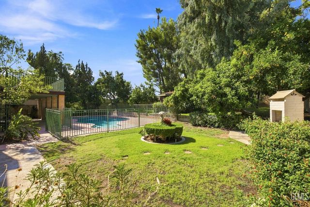 4100 Sill Place, Bakersfield, CA 93306