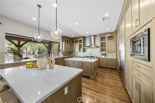 127 Cruiser, Irvine, CA 92618