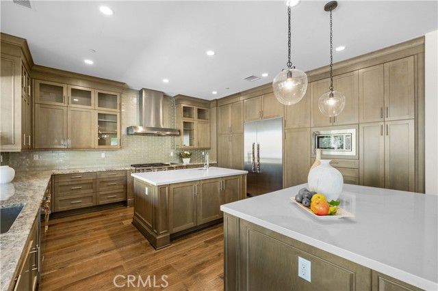 127 Cruiser, Irvine, CA 92618