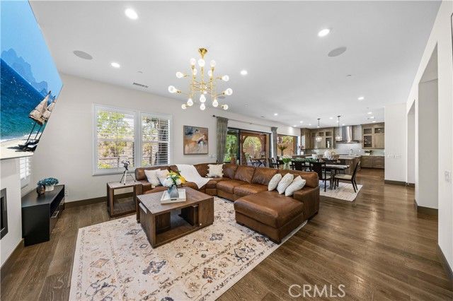 127 Cruiser, Irvine, CA 92618