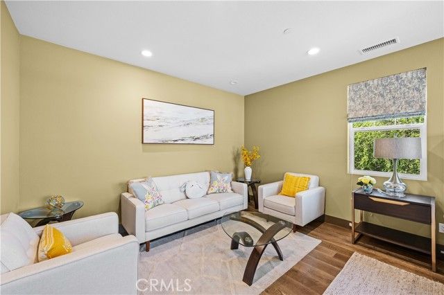 127 Cruiser, Irvine, CA 92618