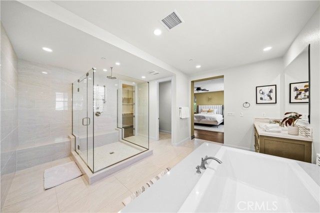 127 Cruiser, Irvine, CA 92618