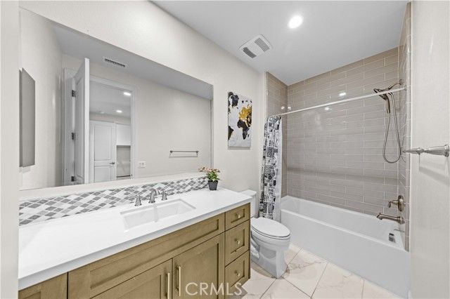 127 Cruiser, Irvine, CA 92618