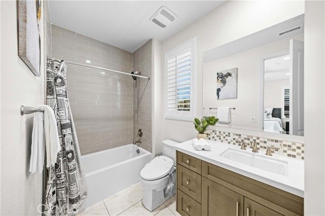 127 Cruiser, Irvine, CA 92618