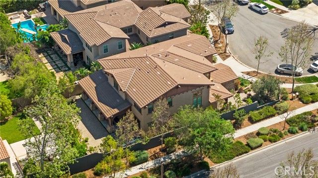 127 Cruiser, Irvine, CA 92618