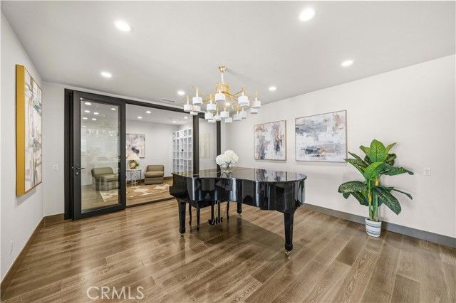 127 Cruiser, Irvine, CA 92618