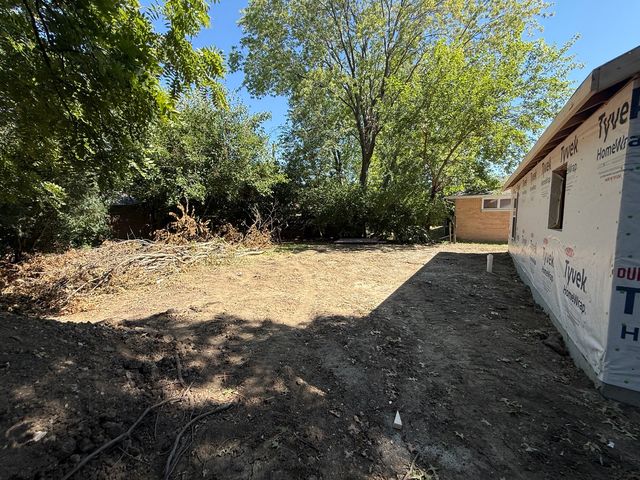 1106 Mitchem Drive, Urbana, IL 61801