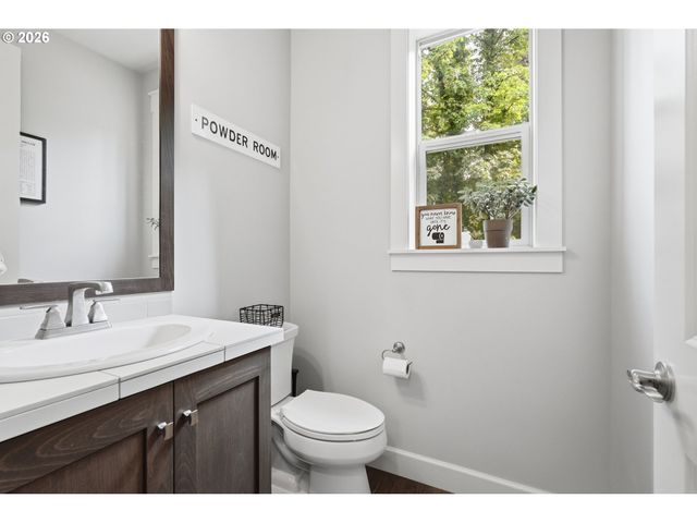 638 N 12TH Ct, Ridgefield, WA 98642