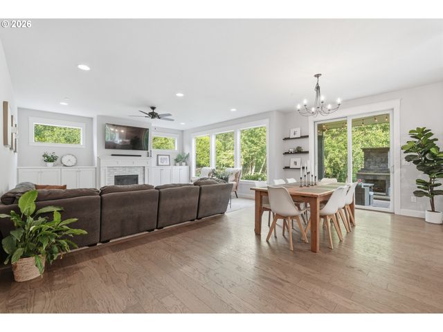 638 N 12TH Ct, Ridgefield, WA 98642