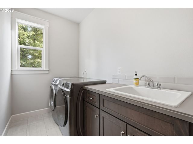 638 N 12TH Ct, Ridgefield, WA 98642