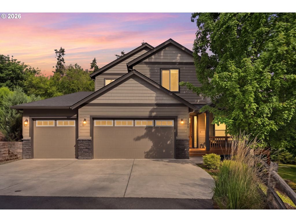 638 N 12TH Ct, Ridgefield, WA 98642
