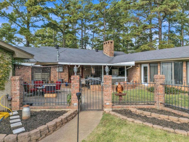 3888 SH 43 E., Henderson, TX 75652