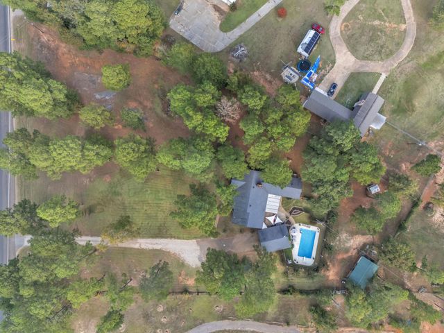 3888 SH 43 E., Henderson, TX 75652