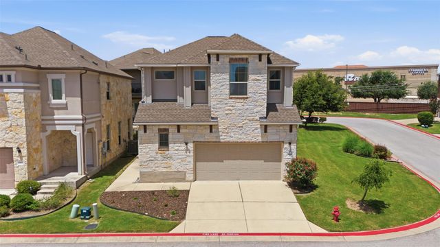 2105 Town Centre DR 40, Round Rock, TX 78664