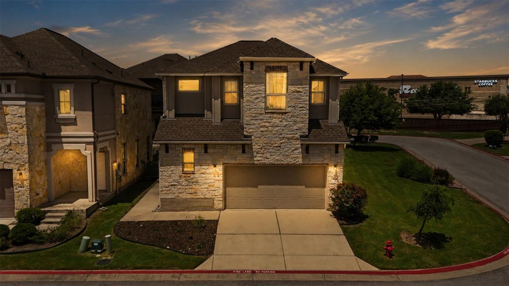 2105 Town Centre DR 40, Round Rock, TX 78664