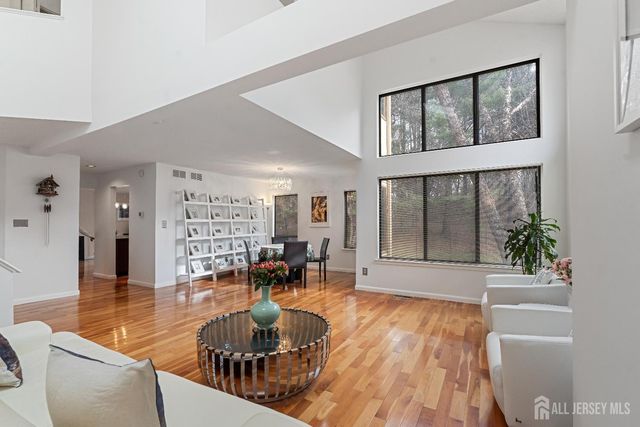 625 Sayre Drive, Plainsboro, NJ 08540