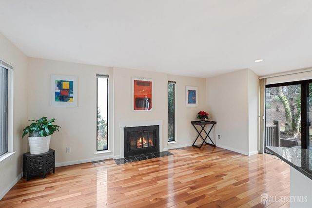 625 Sayre Drive, Plainsboro, NJ 08540