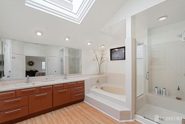 625 Sayre Drive, Plainsboro, NJ 08540