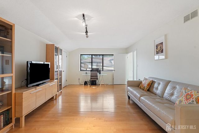 625 Sayre Drive, Plainsboro, NJ 08540