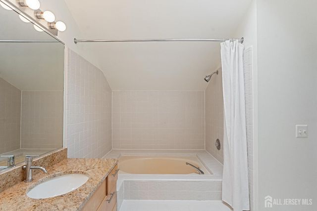 625 Sayre Drive, Plainsboro, NJ 08540