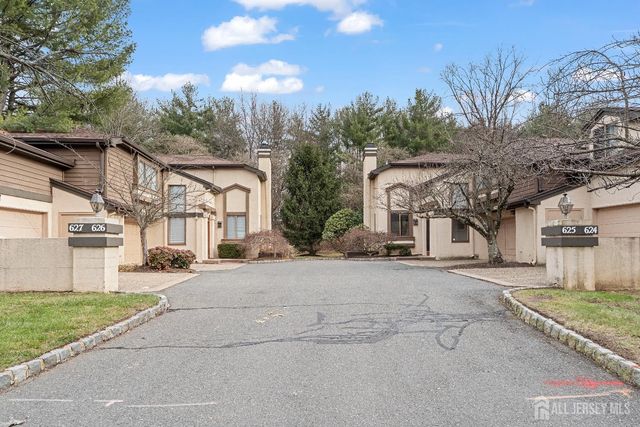 625 Sayre Drive, Plainsboro, NJ 08540