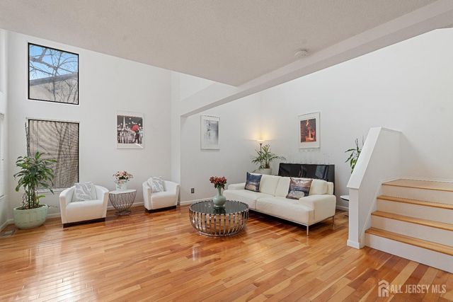 625 Sayre Drive, Plainsboro, NJ 08540