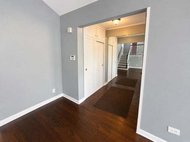 360 E Huntington Lane, Elmhurst, IL 60126