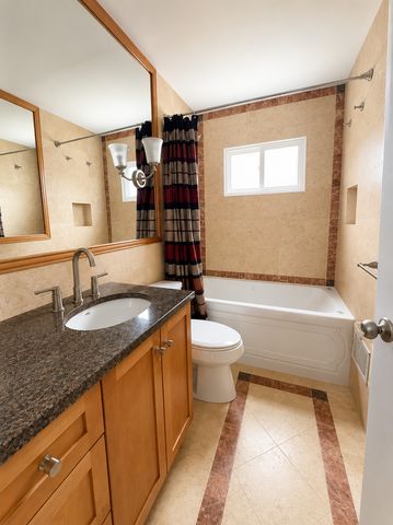360 E Huntington Lane, Elmhurst, IL 60126