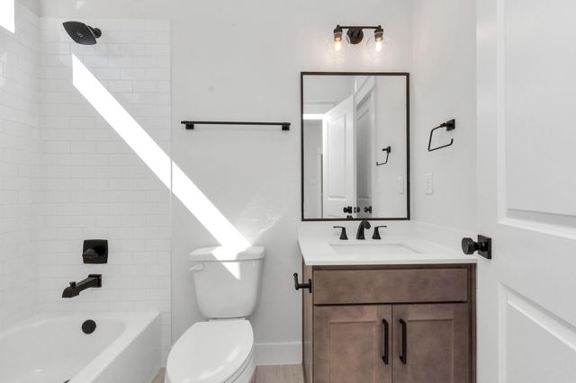 5410 Wheatley Street B, Houston, TX 77091