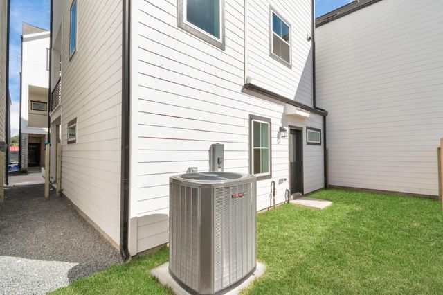 5410 Wheatley Street B, Houston, TX 77091