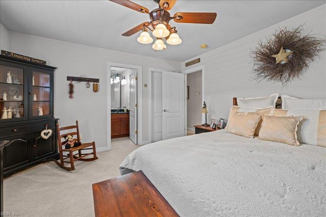 4008 Estates LN, Portsmouth, VA 23703