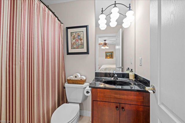 4008 Estates LN, Portsmouth, VA 23703