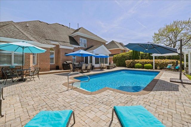 4008 Estates LN, Portsmouth, VA 23703