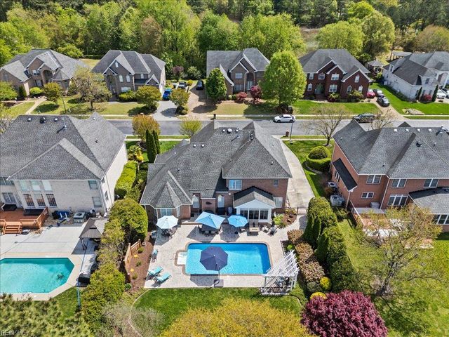 4008 Estates LN, Portsmouth, VA 23703