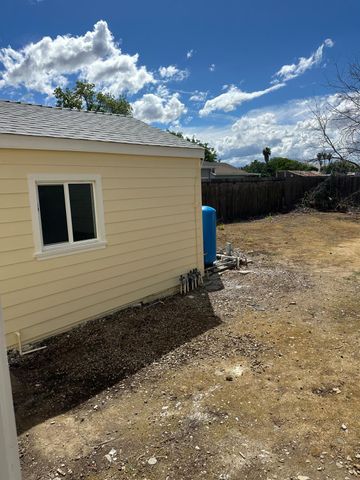 28237 S Macarthur Dr, Tracy, CA 95377