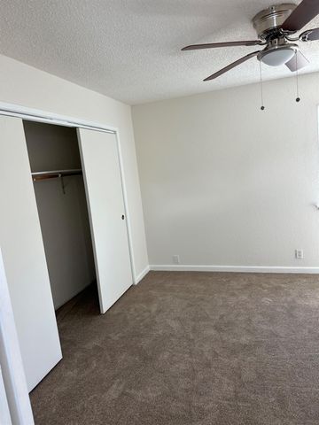 28237 S Macarthur Dr, Tracy, CA 95377