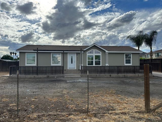28237 S Macarthur Dr, Tracy, CA 95377