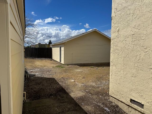 28237 S Macarthur Dr, Tracy, CA 95377