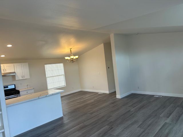 28237 S Macarthur Dr, Tracy, CA 95377