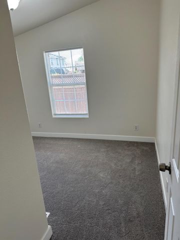 28237 S Macarthur Dr, Tracy, CA 95377