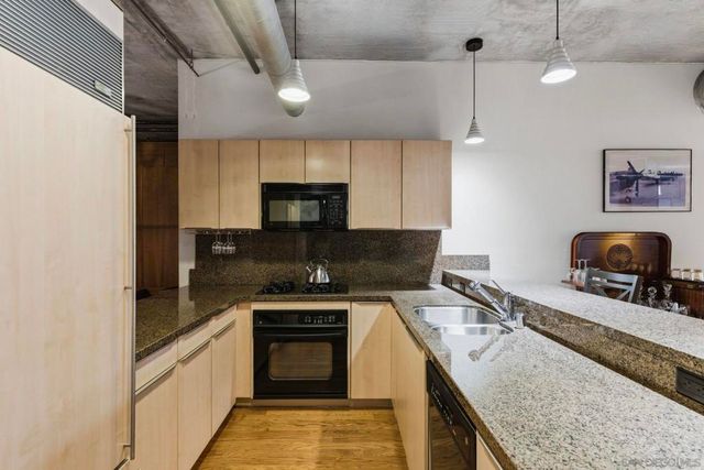 877 Island Ave 203, San Diego, CA 92101