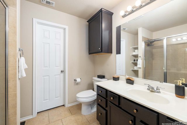 11515 N Peak, San Antonio, TX 78245
