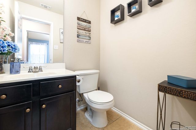 11515 N Peak, San Antonio, TX 78245