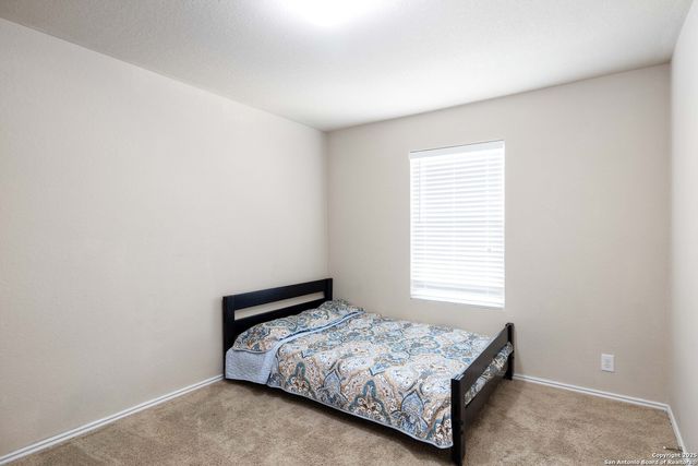 11515 N Peak, San Antonio, TX 78245