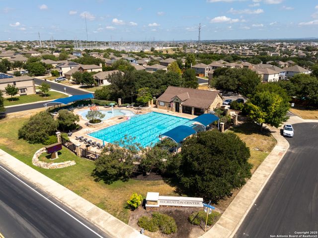 11515 N Peak, San Antonio, TX 78245
