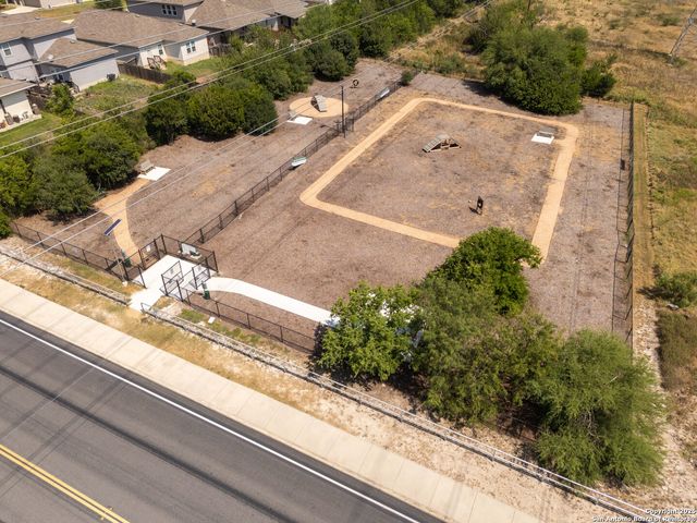 11515 N Peak, San Antonio, TX 78245