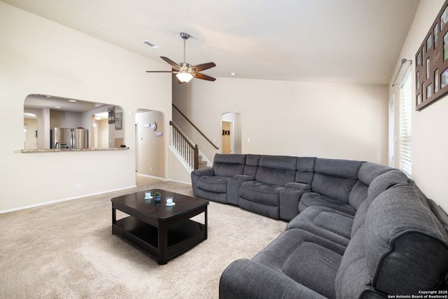 11515 N Peak, San Antonio, TX 78245